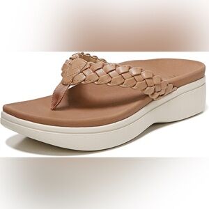 NEW - Vionic Kenji Braided Sandals - Tan